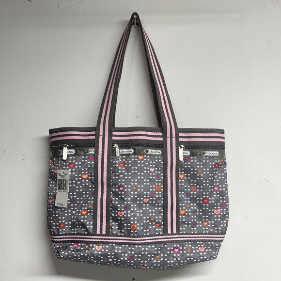 NWT LeSportsac Medium Travel Tote Heartbreaker Gray Pink 16" x 12" x 3.5" New - Picture 1 of 7